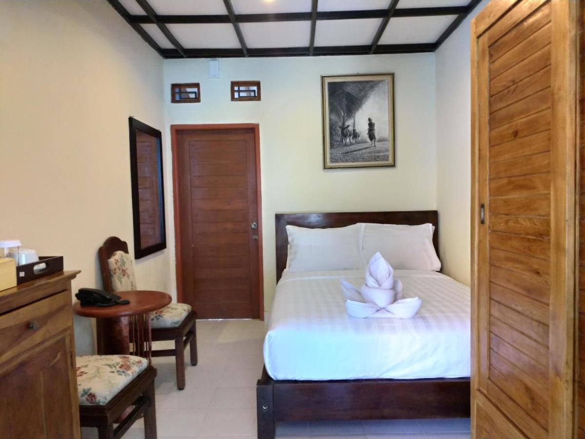 Blue House Uluwatu Hotel ภายนอก รูปภาพ