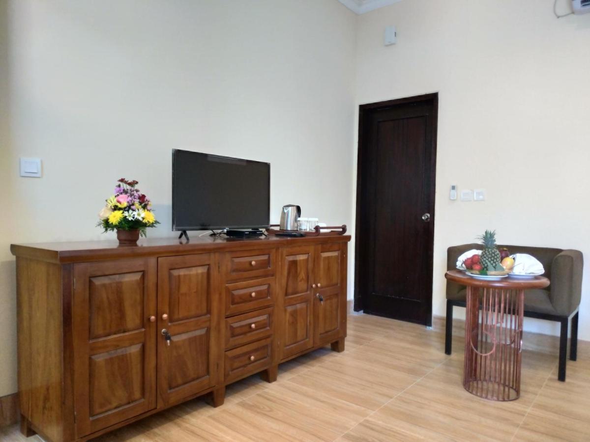 Blue House Uluwatu Hotel ภายนอก รูปภาพ